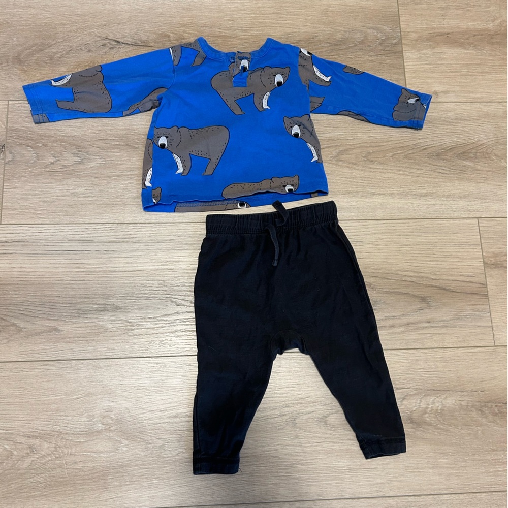 Baby Pants & Top Outfit - Lightweight - 6-9 month - EUC